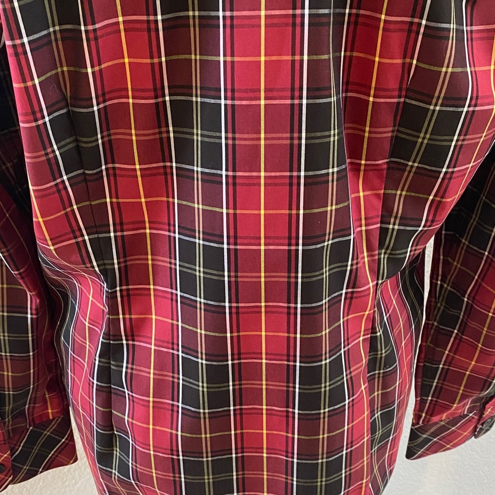 Orvis‎ Red and Black Plaid Button Down Shirt - Picture 4 of 5